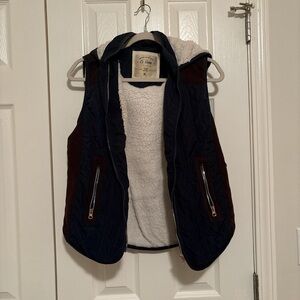 Ci Sono Quilted Vest with Sherpa Lining